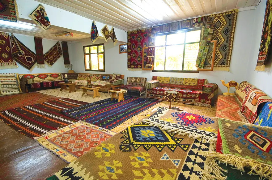 Karatepe Kilimleri